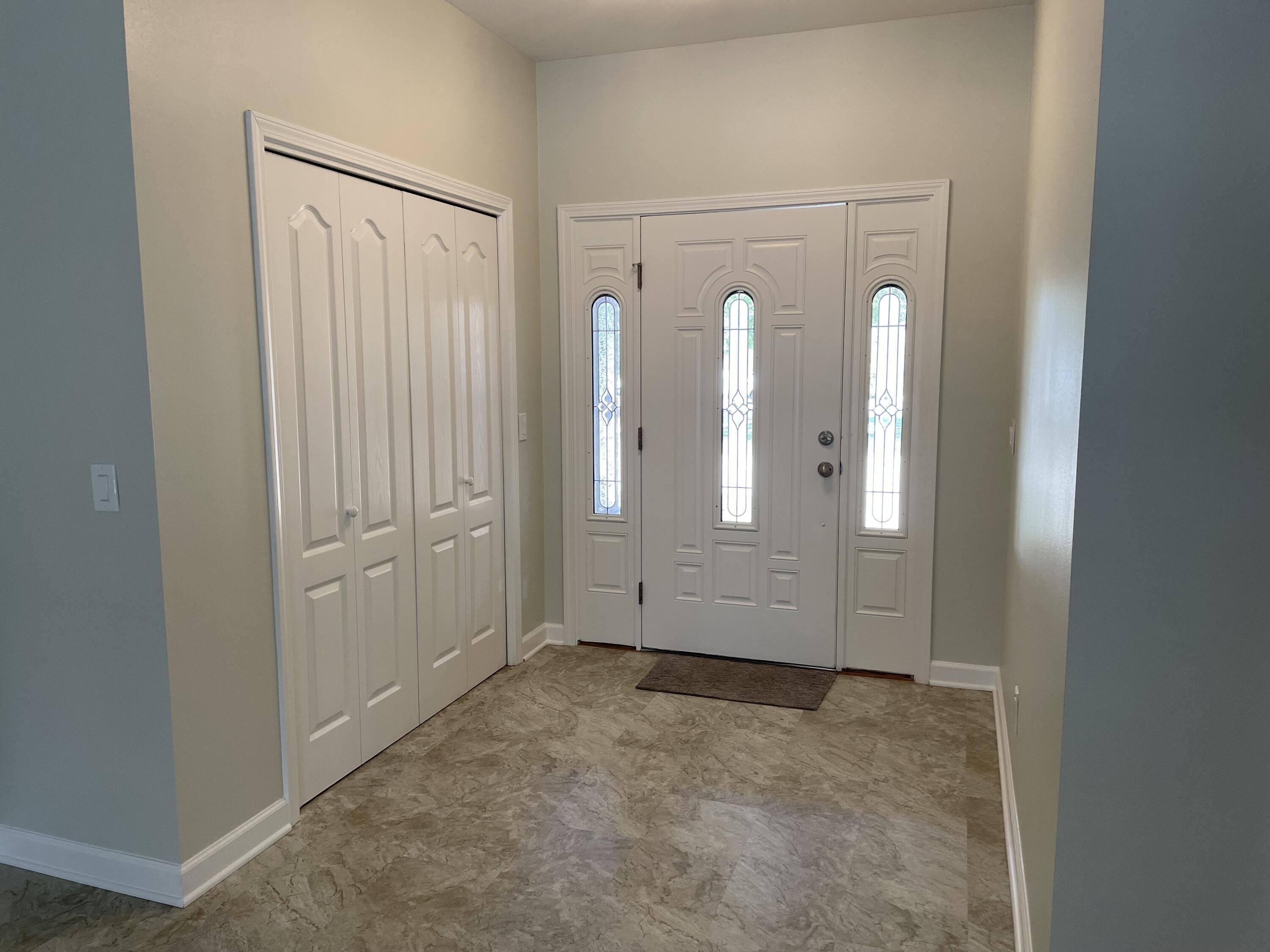 Image 2: Foyer