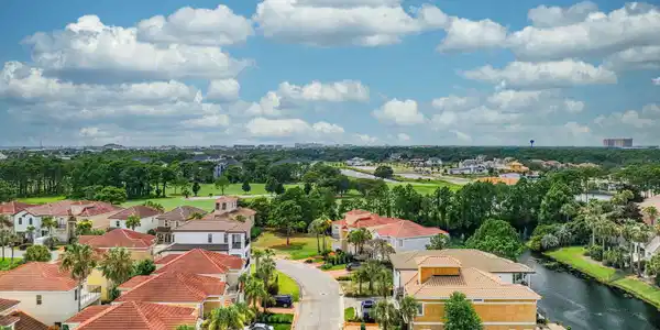 Image 3: 1-web-or-mls-DJI_0969
