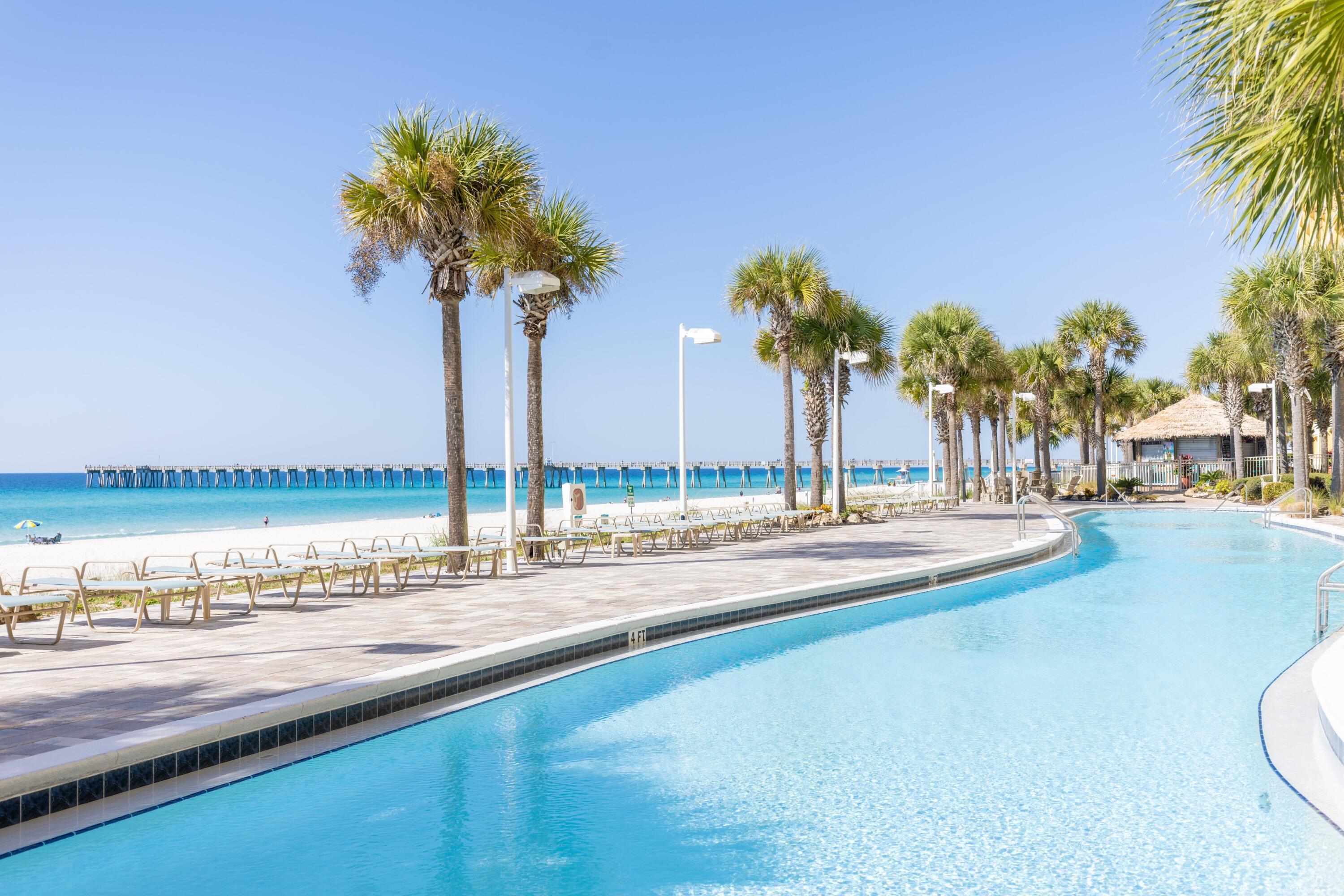 Image 3: East Tower Pool 2