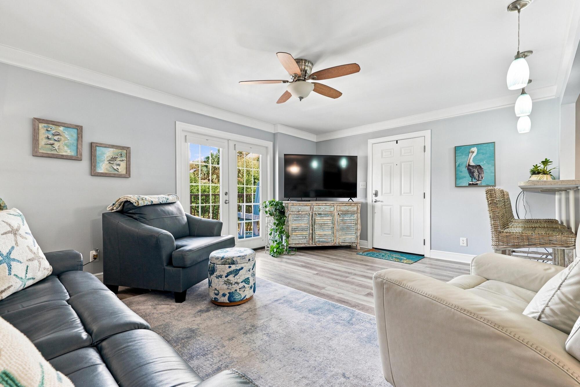 Image 3: Living Rm