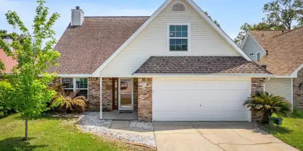 2562 Barron Court