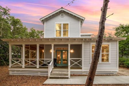 119 Clareon Drive