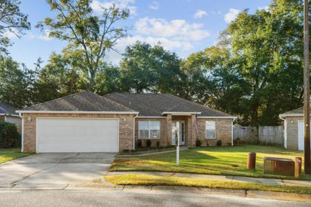936 Scenic Oak Lane