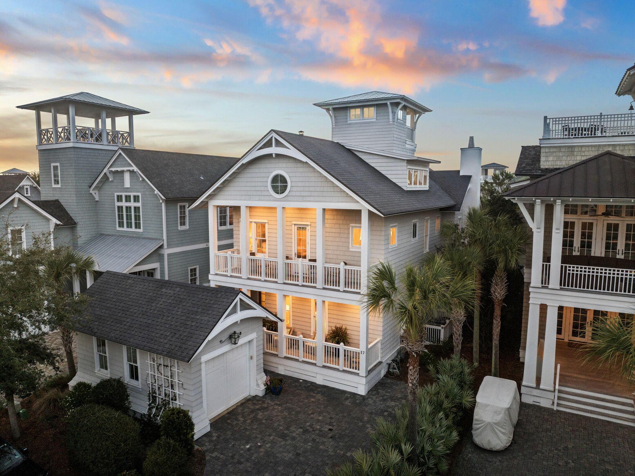 Image 4: 17 Compass Point