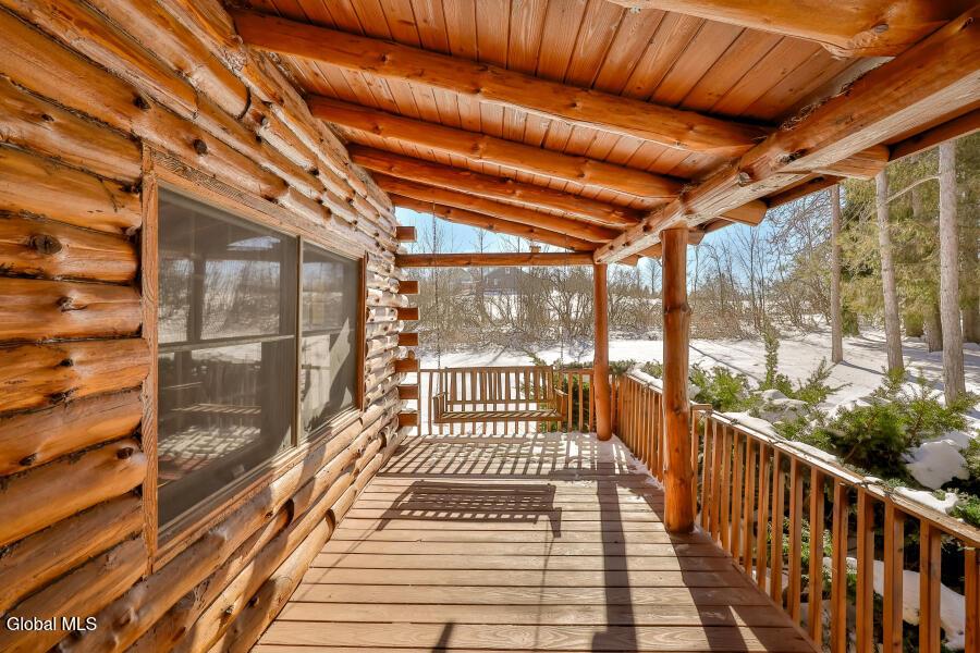 Image 3: 328-Joslyn-03