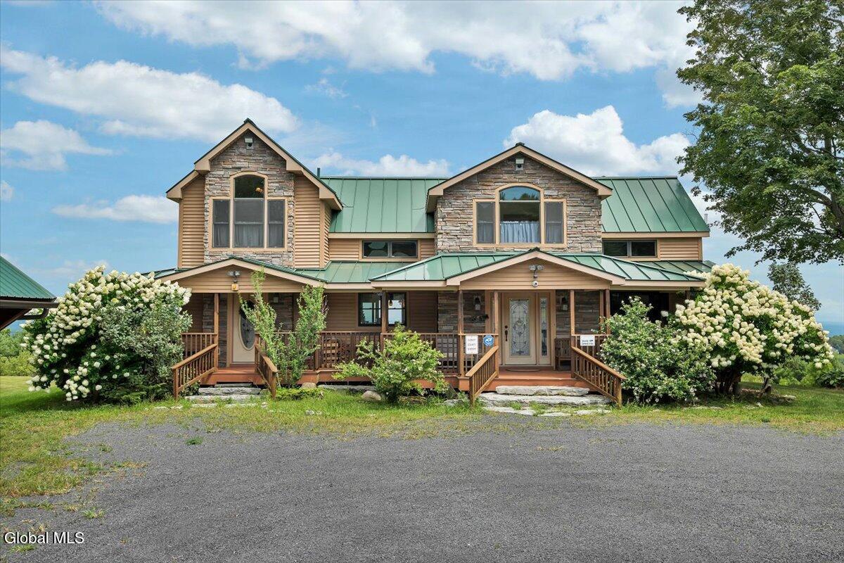 Image 2: 01-P1541672