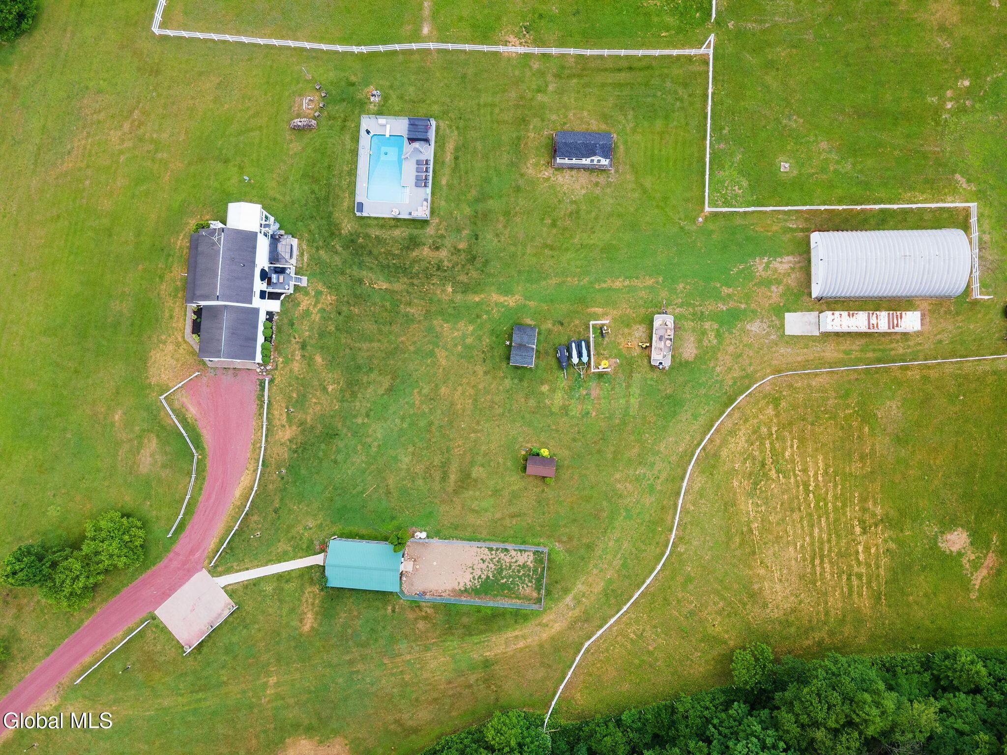 Image 1: 58-web-or-mls-31SaffordRd_58