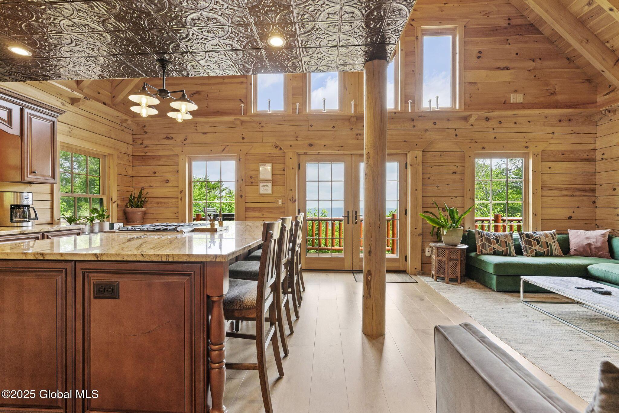 Image 2: 34-web-or-mls-892-durham-rd