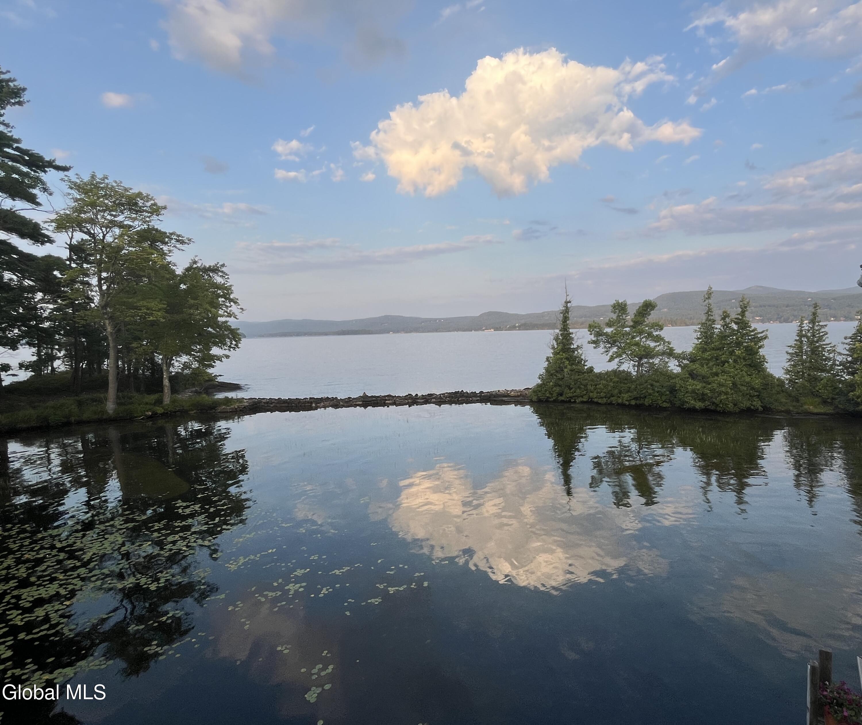 Image 4: 4 boathouse view IMG_3591 2