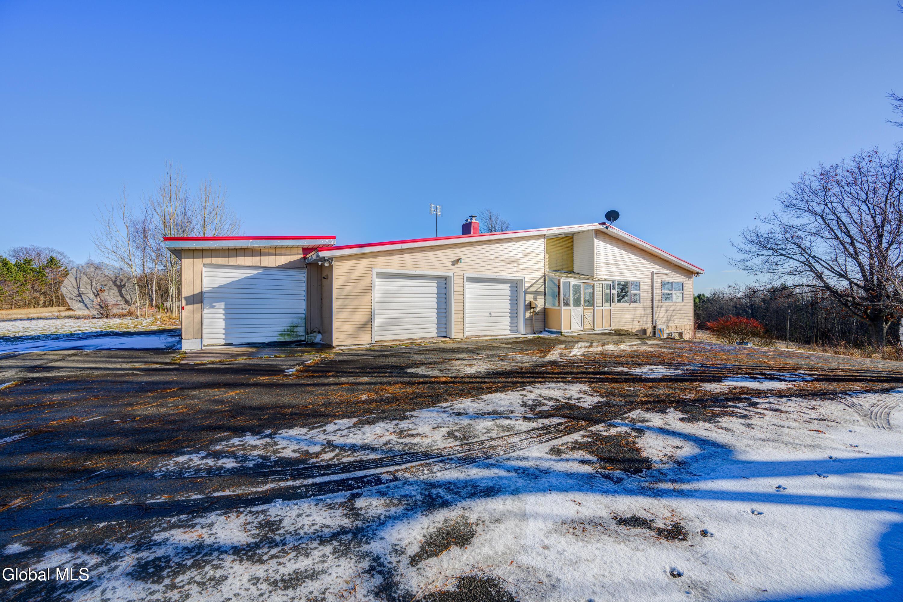 Image 1: 932 co rd-38