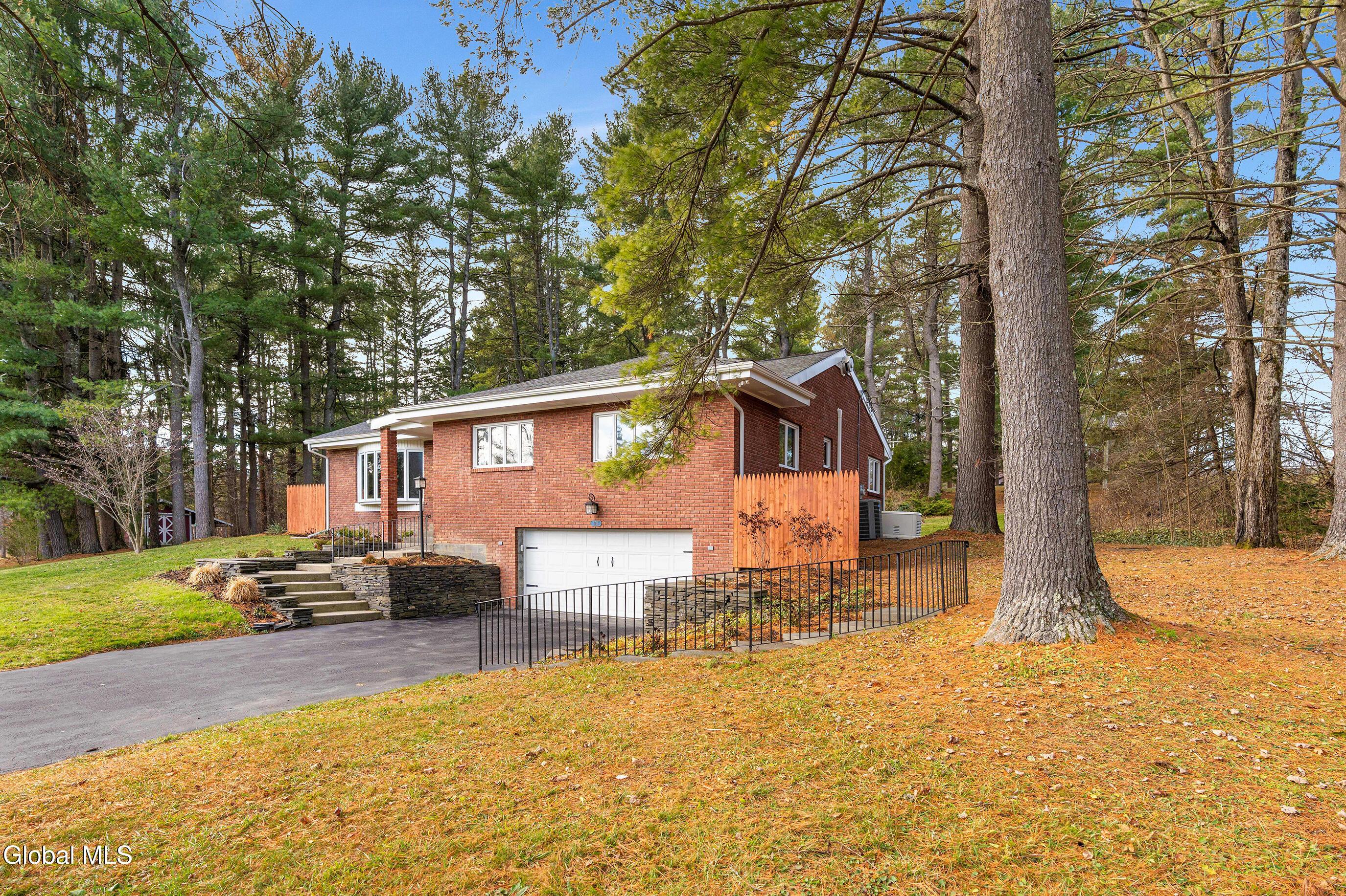 Image 4: 004-1718-Thacher-Park-Road-East-Berne-NY