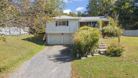 6 Pleasant View Drive