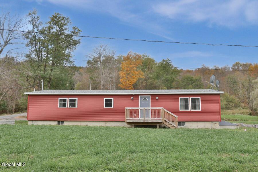 Image 2: 1051-Ravine-02