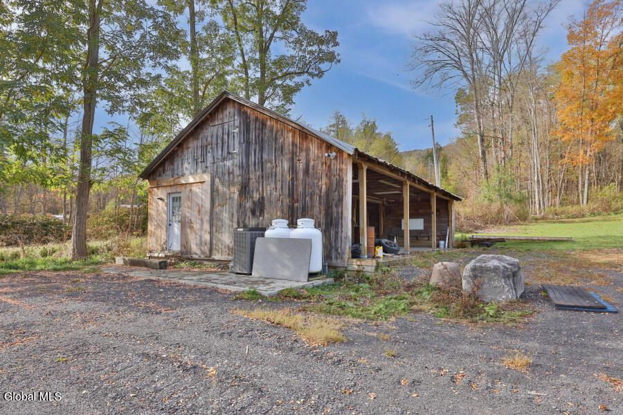 Image 4: 1051-Ravine-04