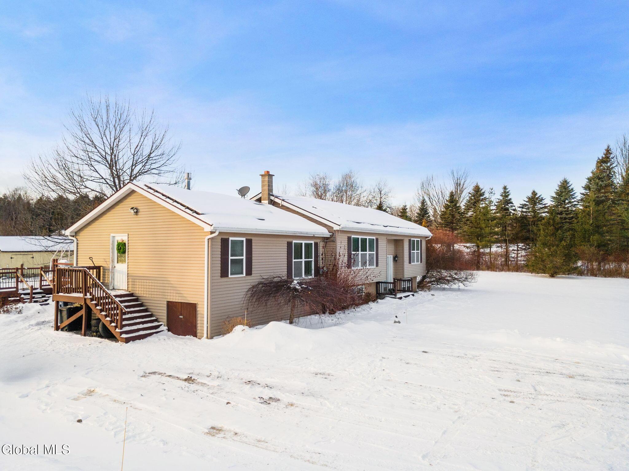 Image 3: 6-291LykersRd_06