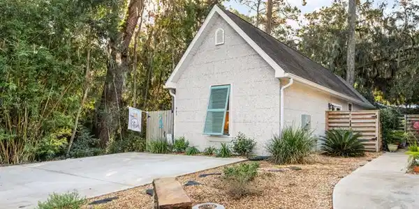 423 Palmetto Street