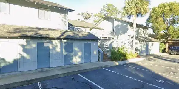 100 Blair Road Unit B6