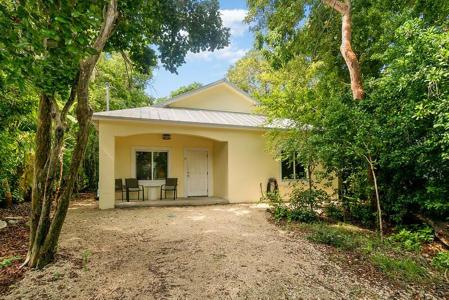 13 Bonita Avenue
