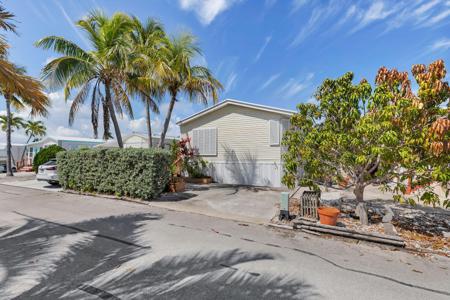 55 Boca Chica Road