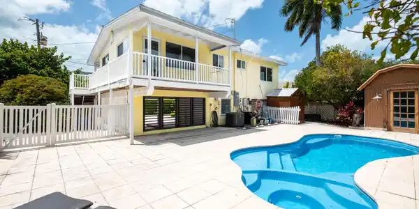 148 Pointview Road