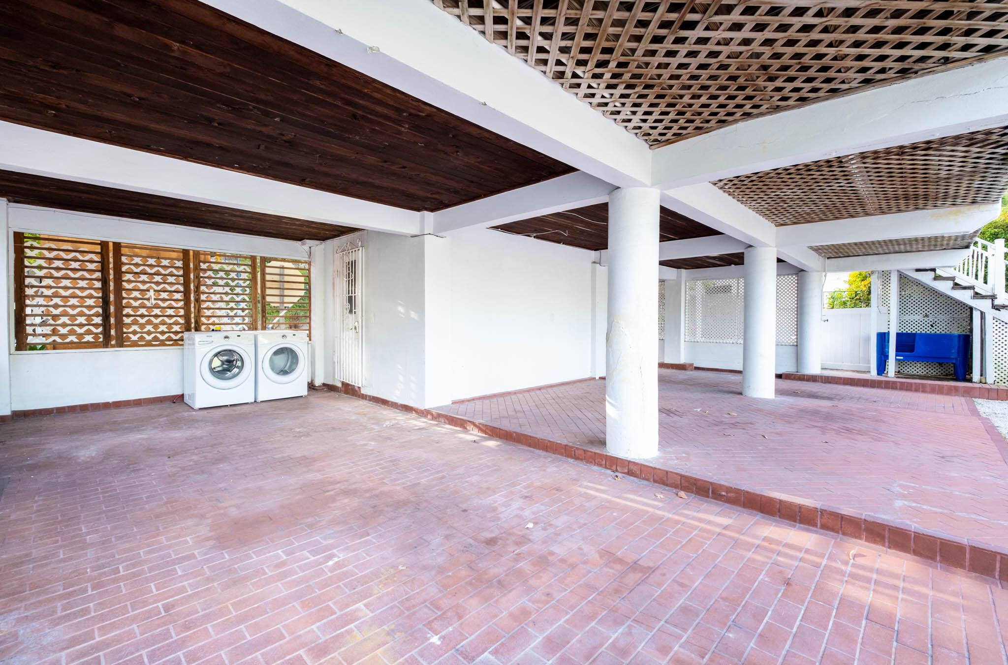 Image 4: Dual Carports