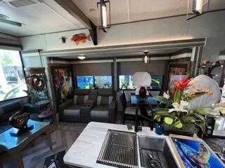 Image 3: kitchen living room