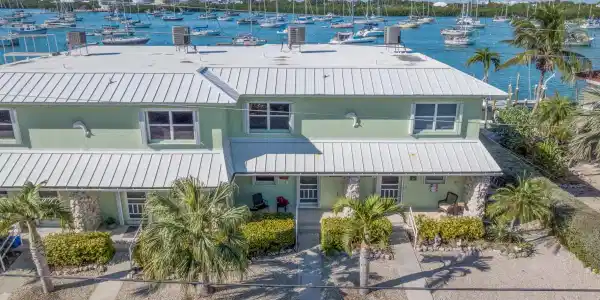 307 Sombrero Boulevard