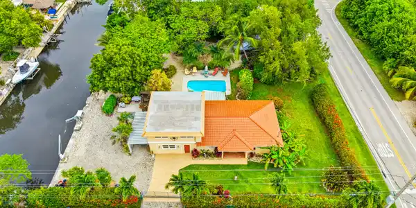 30985 Hibiscus Drive