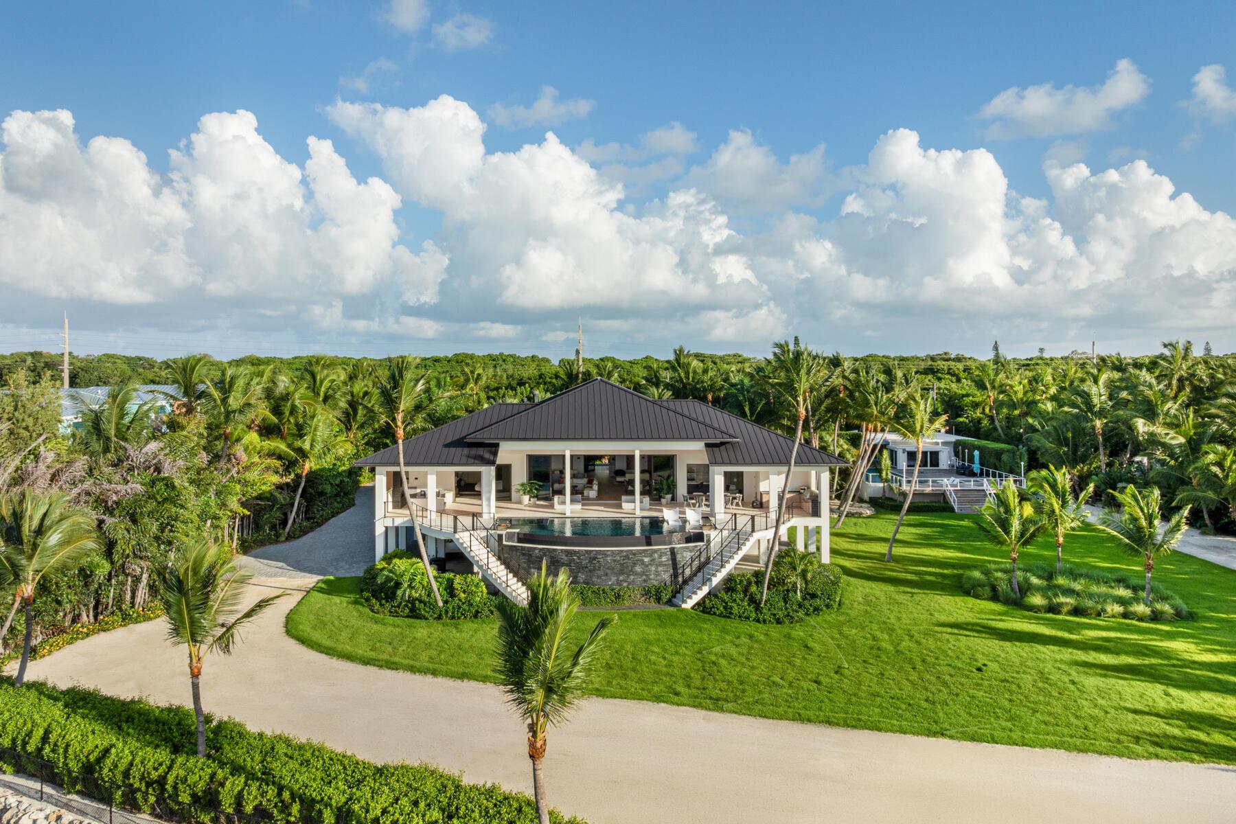 Image 4: 2.8+ Oceanfront Acres