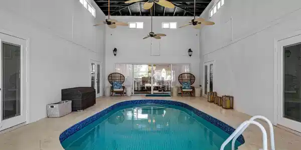 Image 4: Indoor Pool