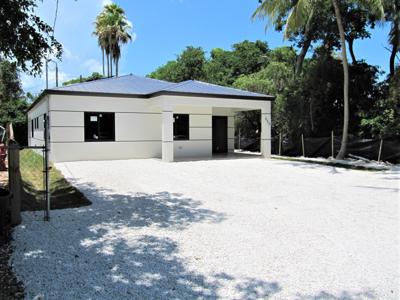 555 Palm Drive