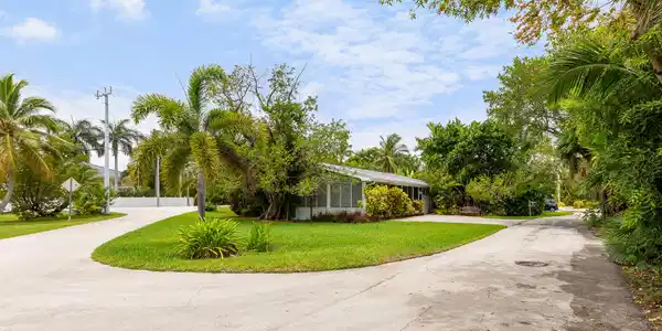 180 Sugarloaf Drive