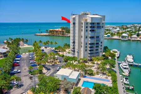2000 Coco Plum Drive