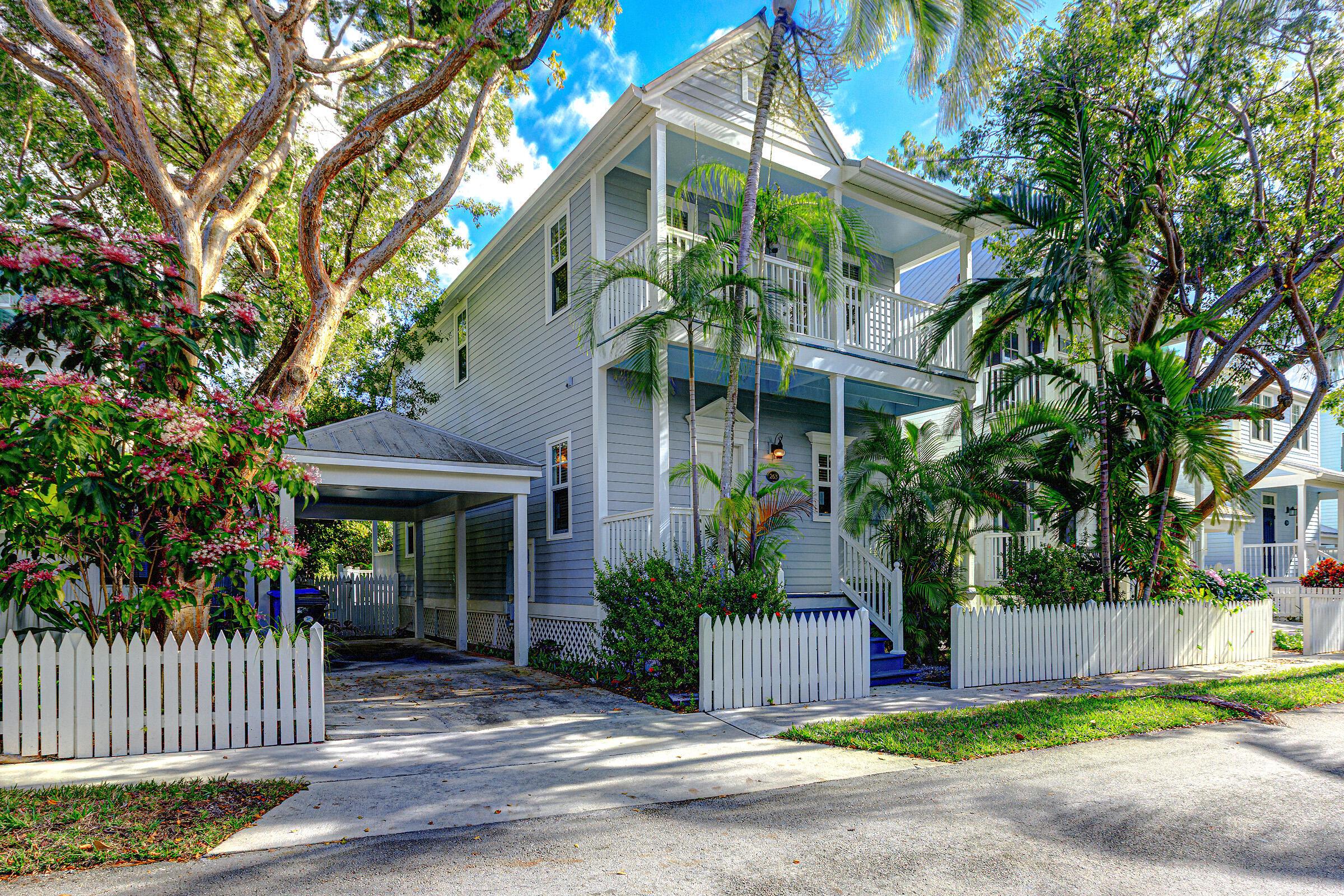 Image 1: 01 263 Golf Club Drive