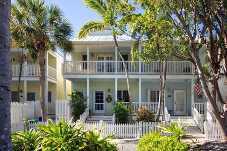 44 Spoonbill Way