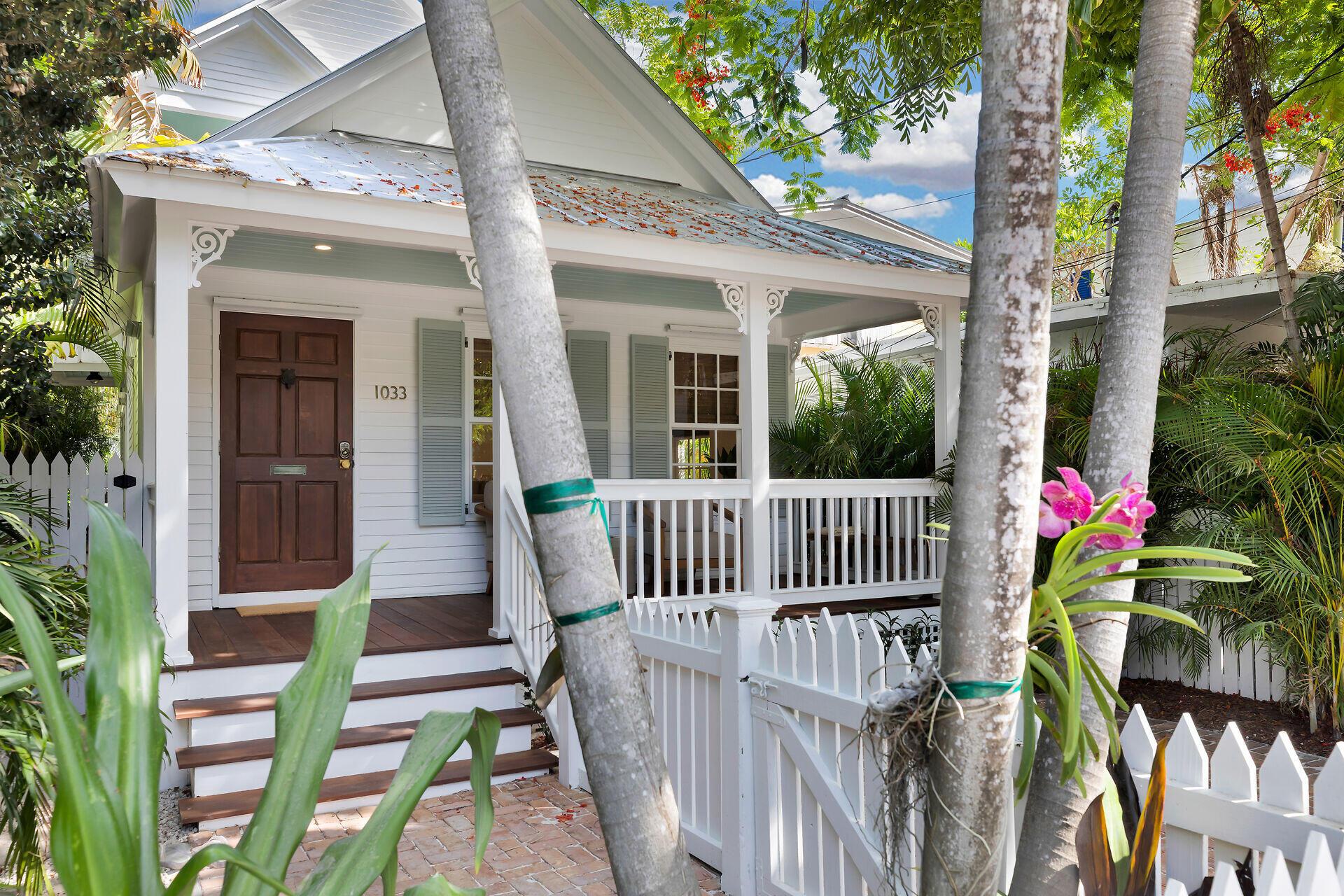 Image 3: Front of House