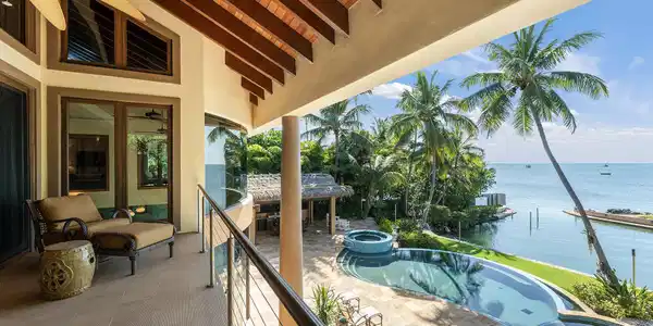 82238 Overseas Highway