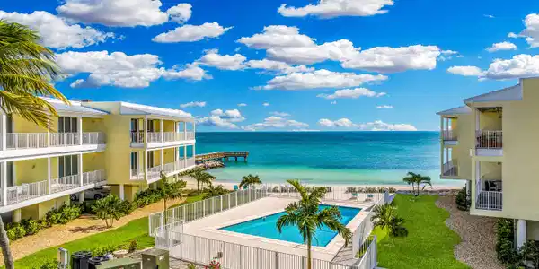 501 E Ocean Drive