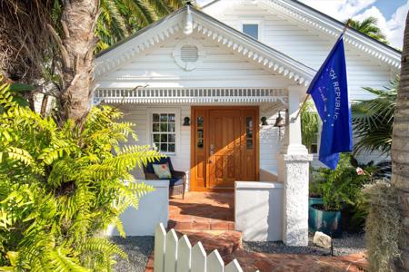 415 Amelia Street