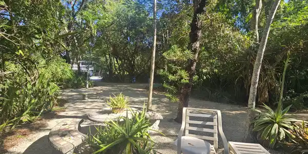 Image 2: Front Yard