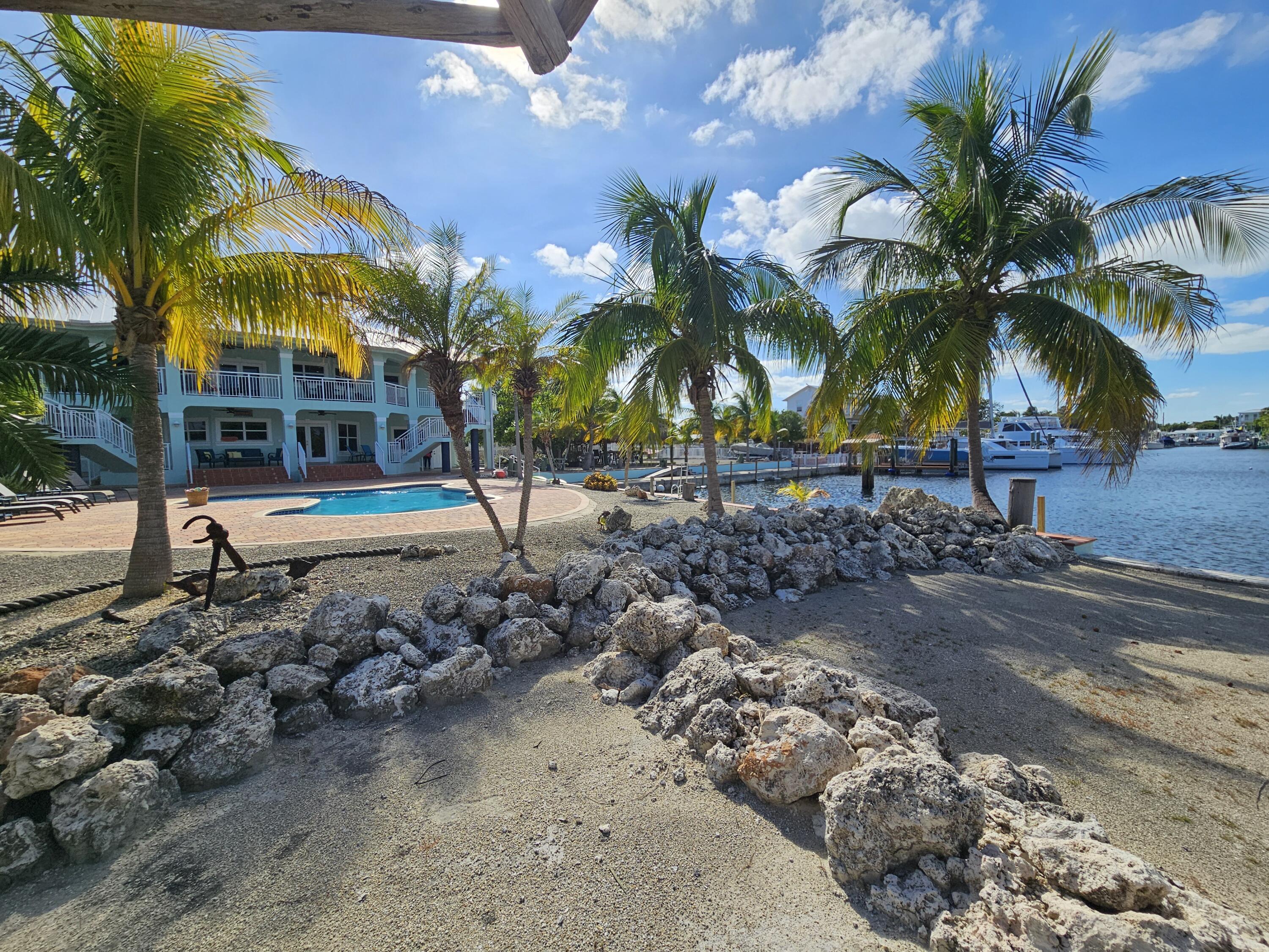 Image 4: Back Yard Beach