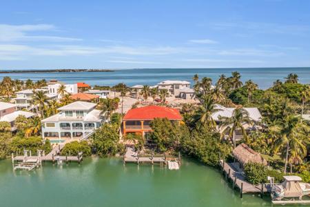 382 E Seaview Drive