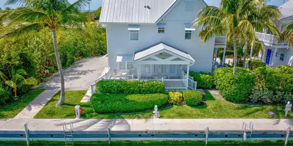 12399 Overseas Highway