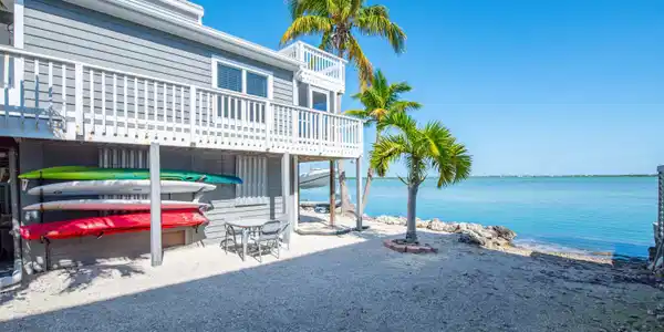 15 Bay Drive