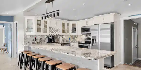 Image 2: Kitchen 2
