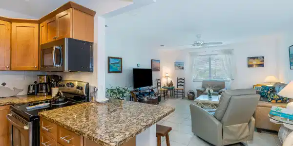 Image 2: Open Floor Plan