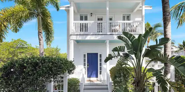 12399 Overseas Highway