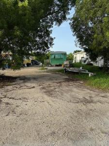 8 Hibiscus Lane