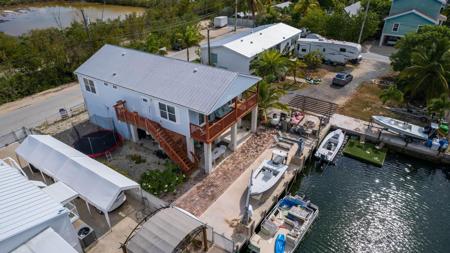 25 Puerta Drive