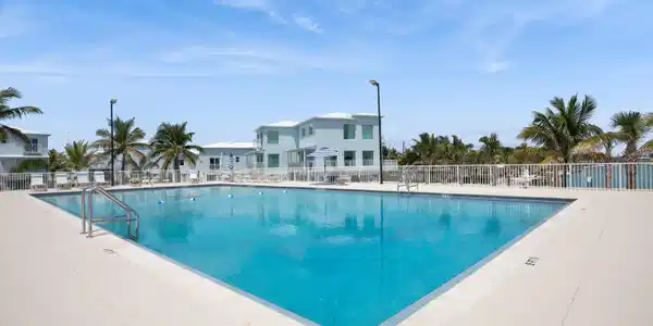 10877 Overseas Highway
